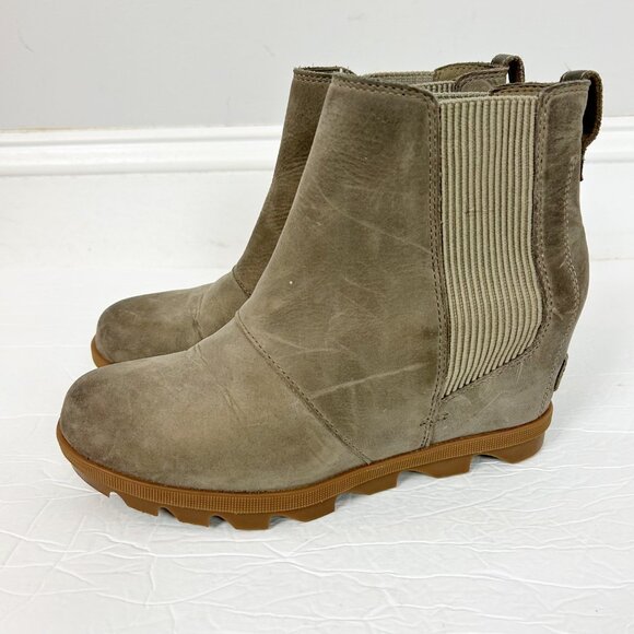 Sorel Lea Wedge Taupe Leather Bootie Boots Pull On Size 7.5 Women's - Picture 1 of 6